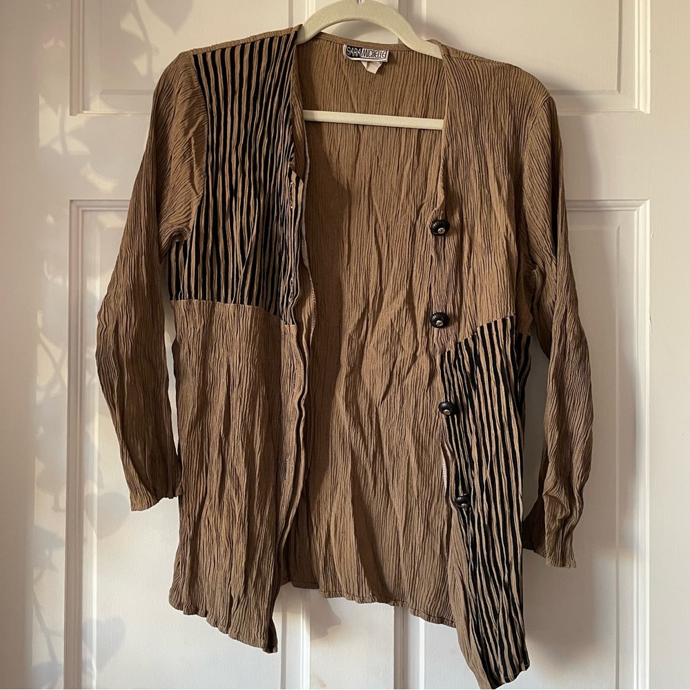 Vintage pleated tan colorblock top